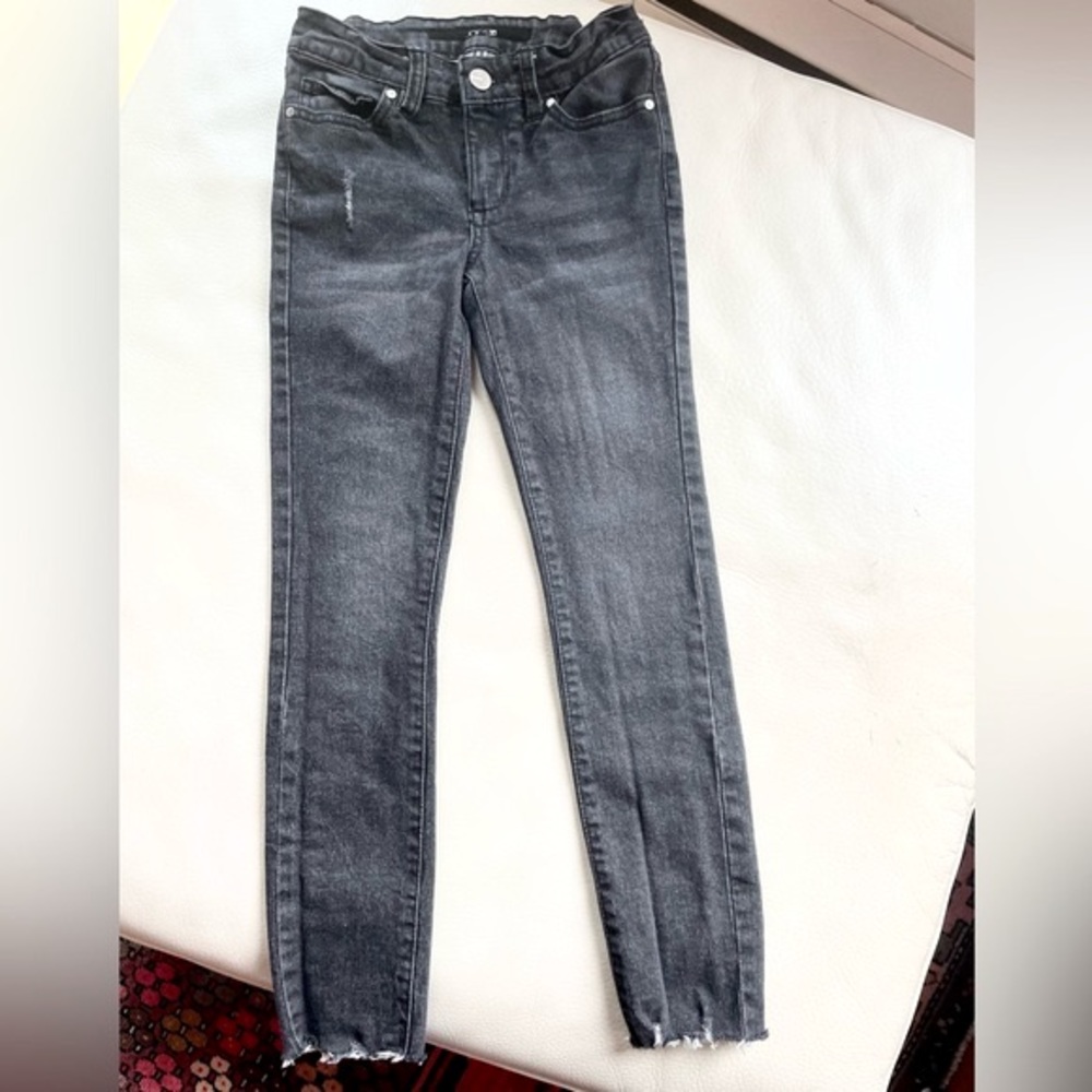 2/$30💥Joe's Jeans Ripped Raw Hem Rocker Skinny Jeans, Faded Charcoal Gray